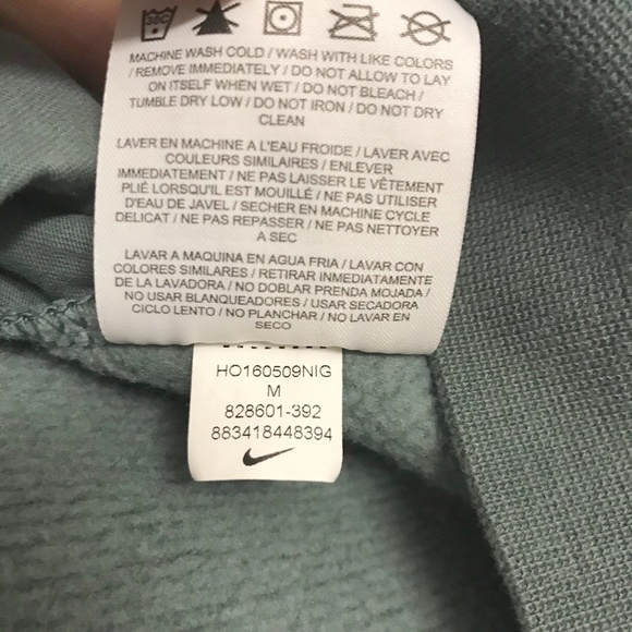 Nike Women’s Funnel Neck Pocket Sweatshirt In Beautiful Blue Green Sage - Picture 16 of 16